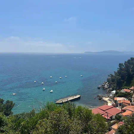 Maison Cabanon Bord De Mer, Vue Mer, Grande Terrasse Et Acces Direct A La