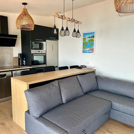Maison Cabanon Bord De Mer, Vue Mer, Grande Terrasse Et Acces Direct A La Ferienhaus *